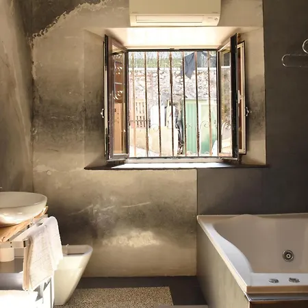 Tierra Y Arte * Santoña