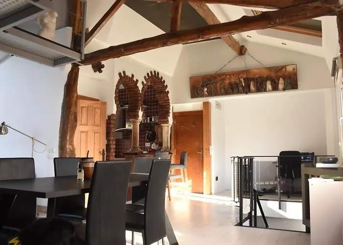 Tierra Y Arte * Santona